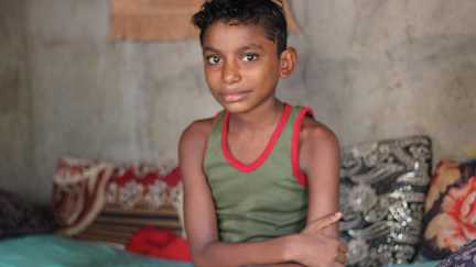 Tareq från Jemen fick hjälp att överleva missilattacken