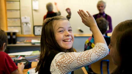 Present till skolavslutningen för lärare och pedagoger. 